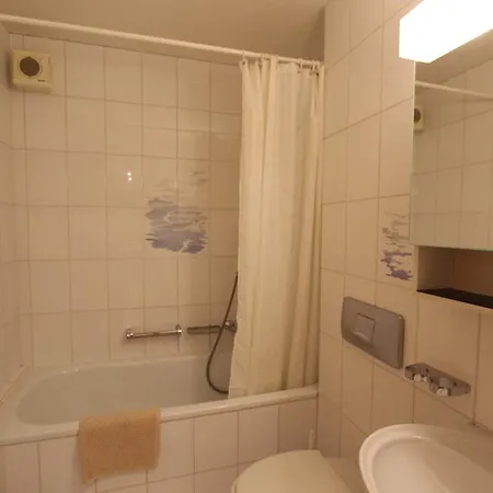Les Frenes Apartment *